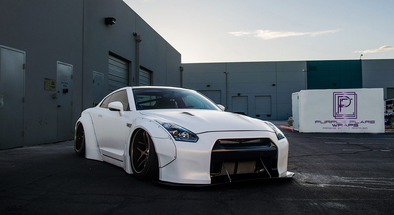 print and install Las Vegas truck wraps, Las Vegas car wraps, vinyl